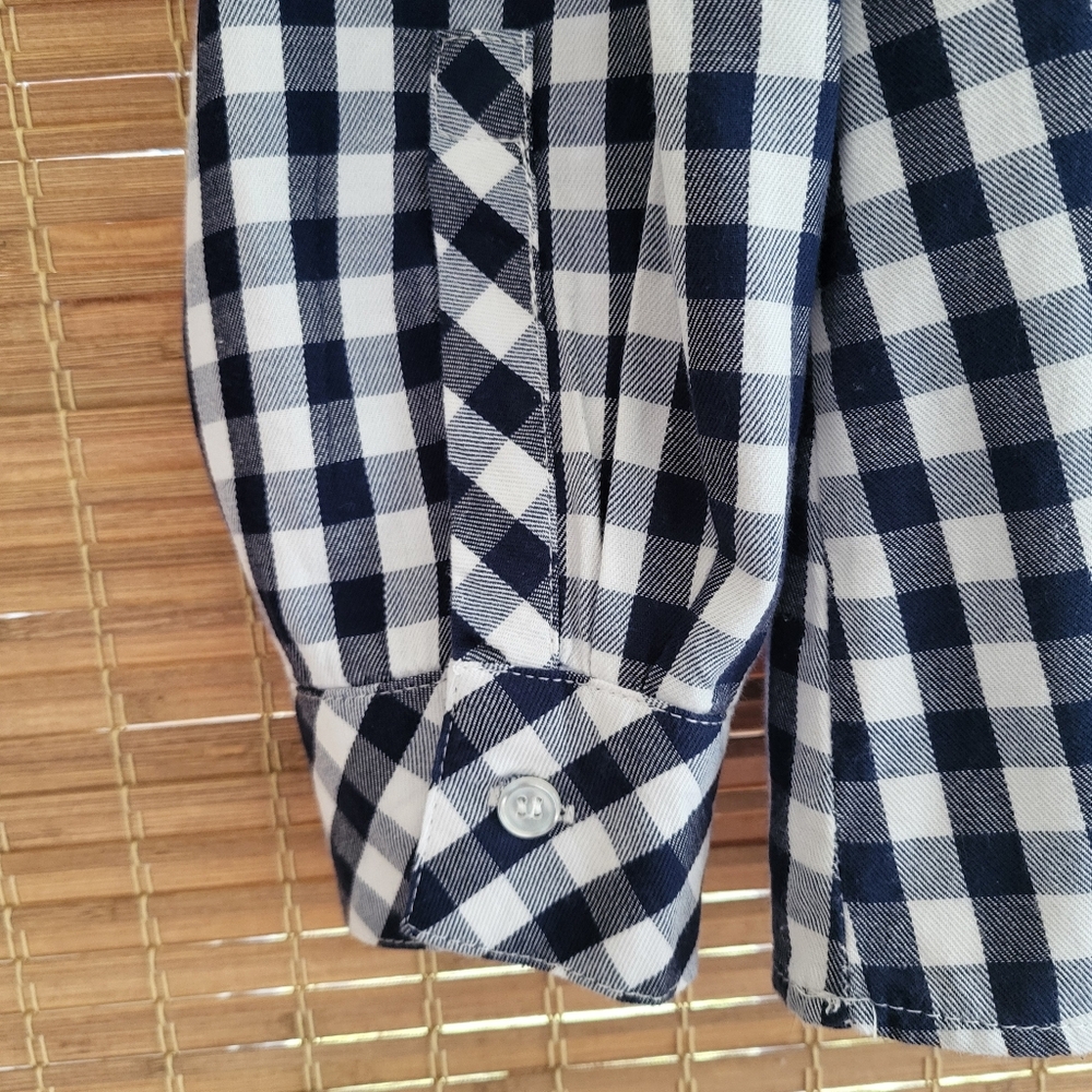 Lulu-B Long Sleeve Gingham Pullover Collared Blouse, Navy Blue and White Size L - Picture 6 of 12